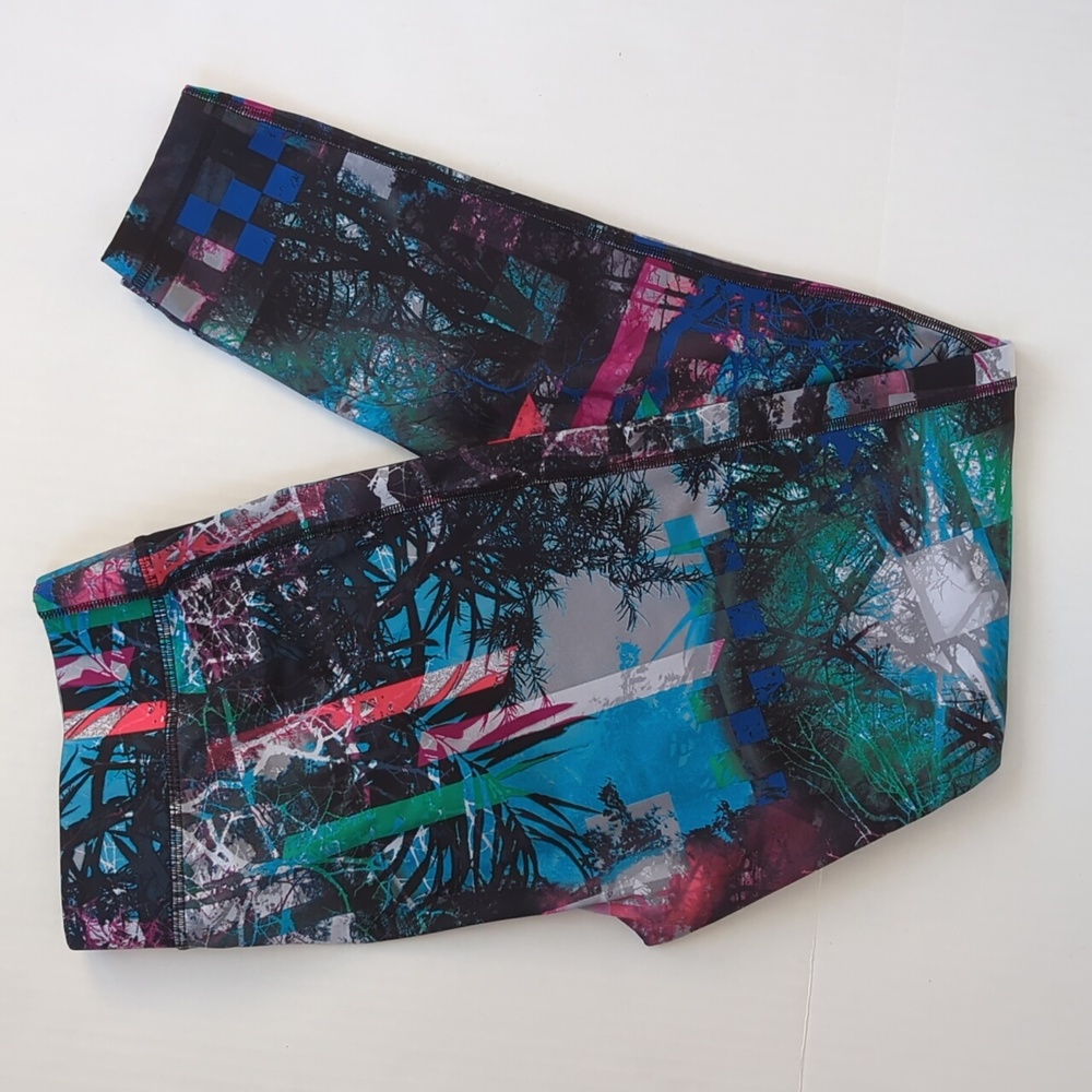 Fila Sport Running Athletic Legging Pants MEDIUM Black Blue Tropical Pattern
